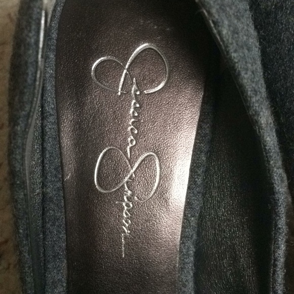 Jessica Simpson size 9 high heels - Picture 2 of 5